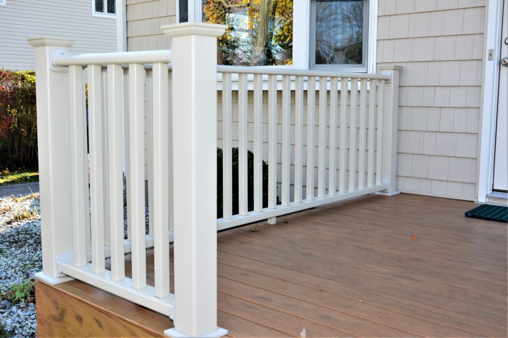 all-island-fence-railings-pvc-railings-long-island-porch