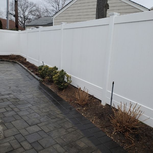 vinyl fence